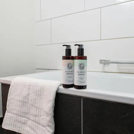 Peaceful Park Balcony * Zürich